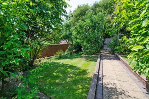 Photo 15- click for photo gallery